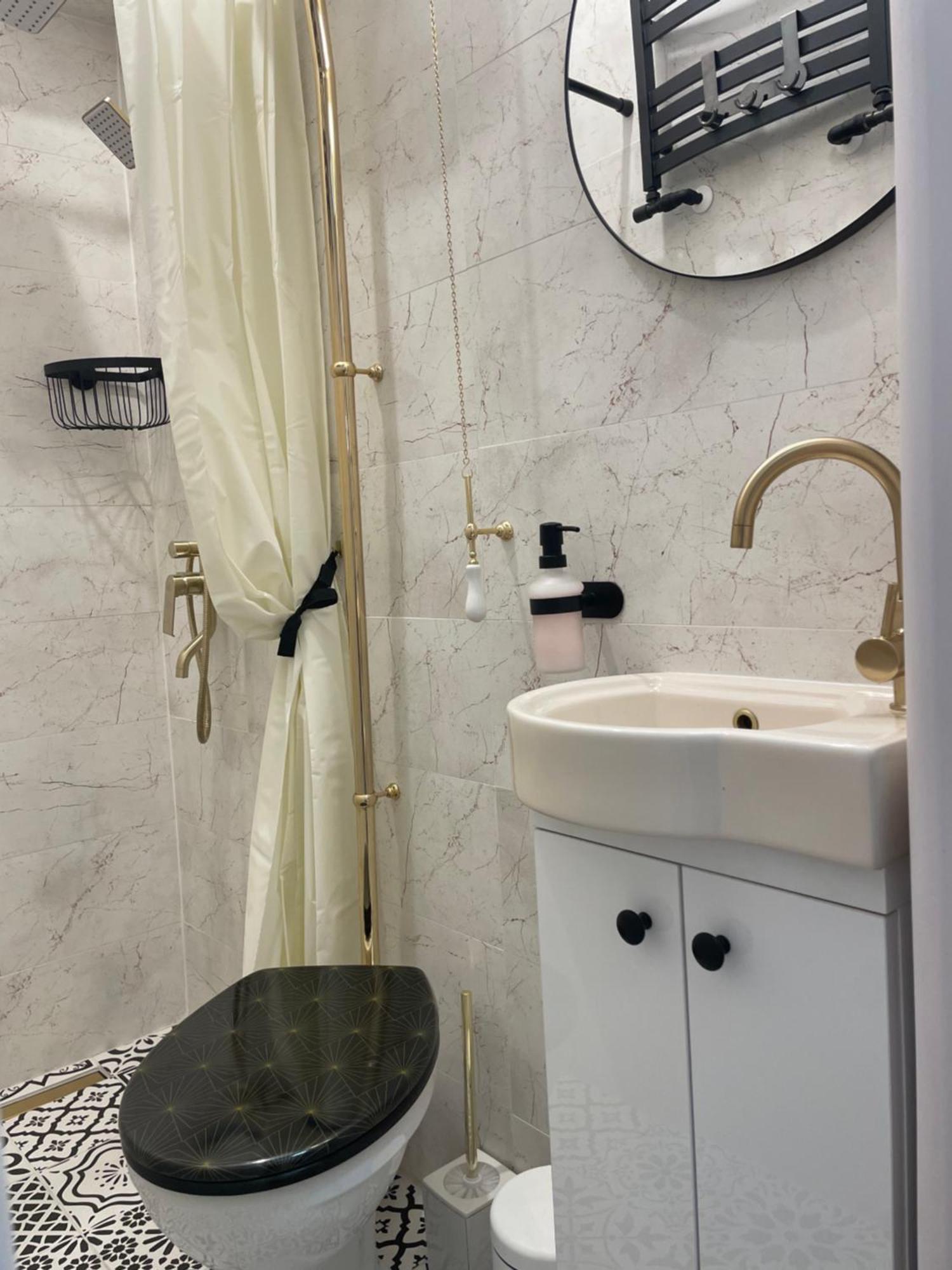 Studio Alice Romana Square Apartment Bucureşti Ngoại thất bức ảnh