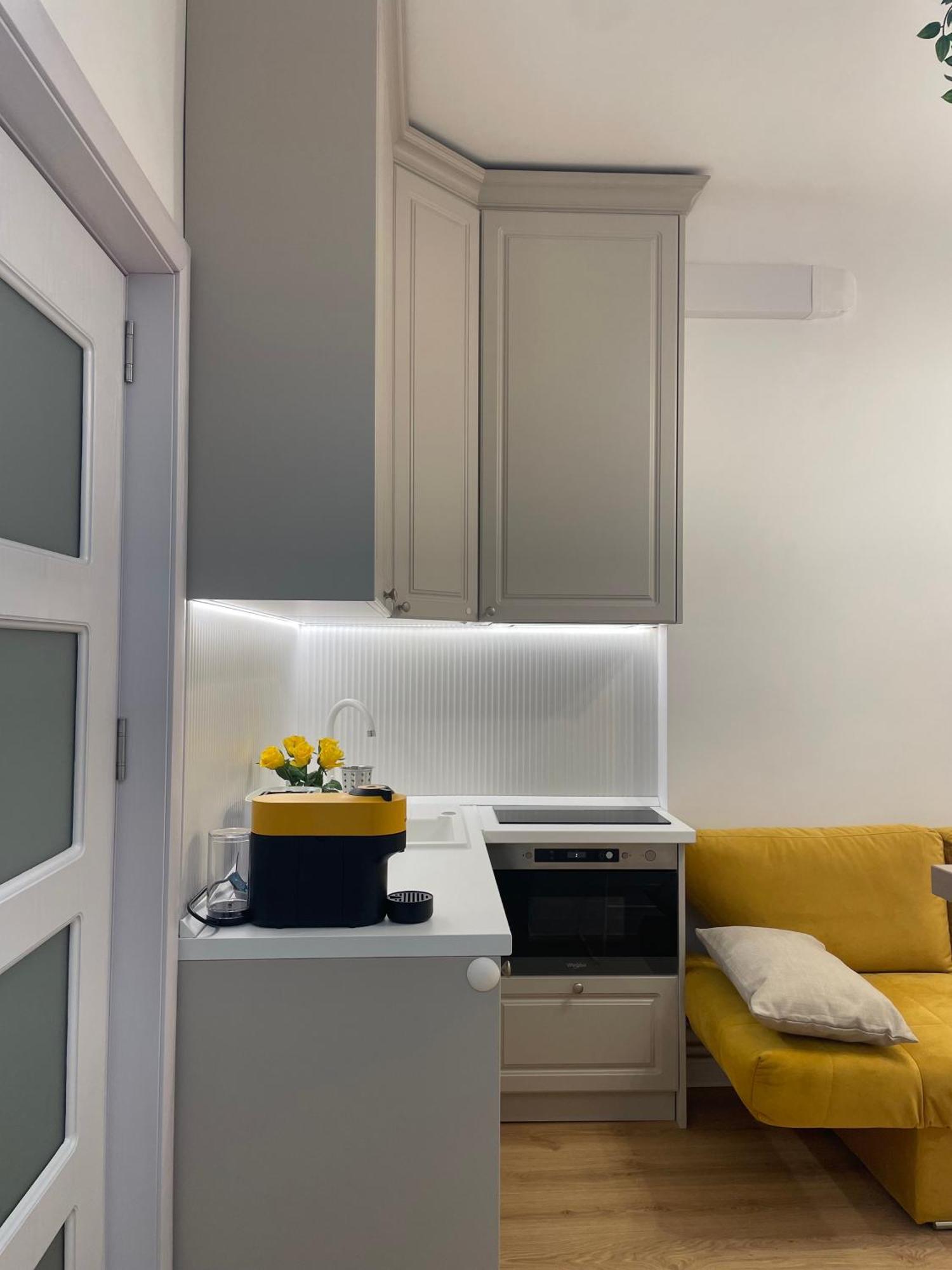 Studio Alice Romana Square Apartment Bucureşti Ngoại thất bức ảnh